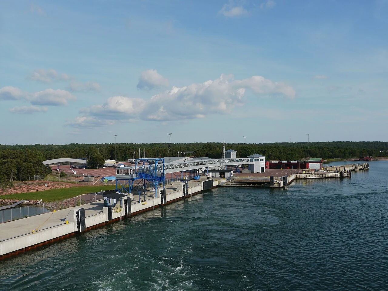 Berghamn ferry harbor, Eckerö
