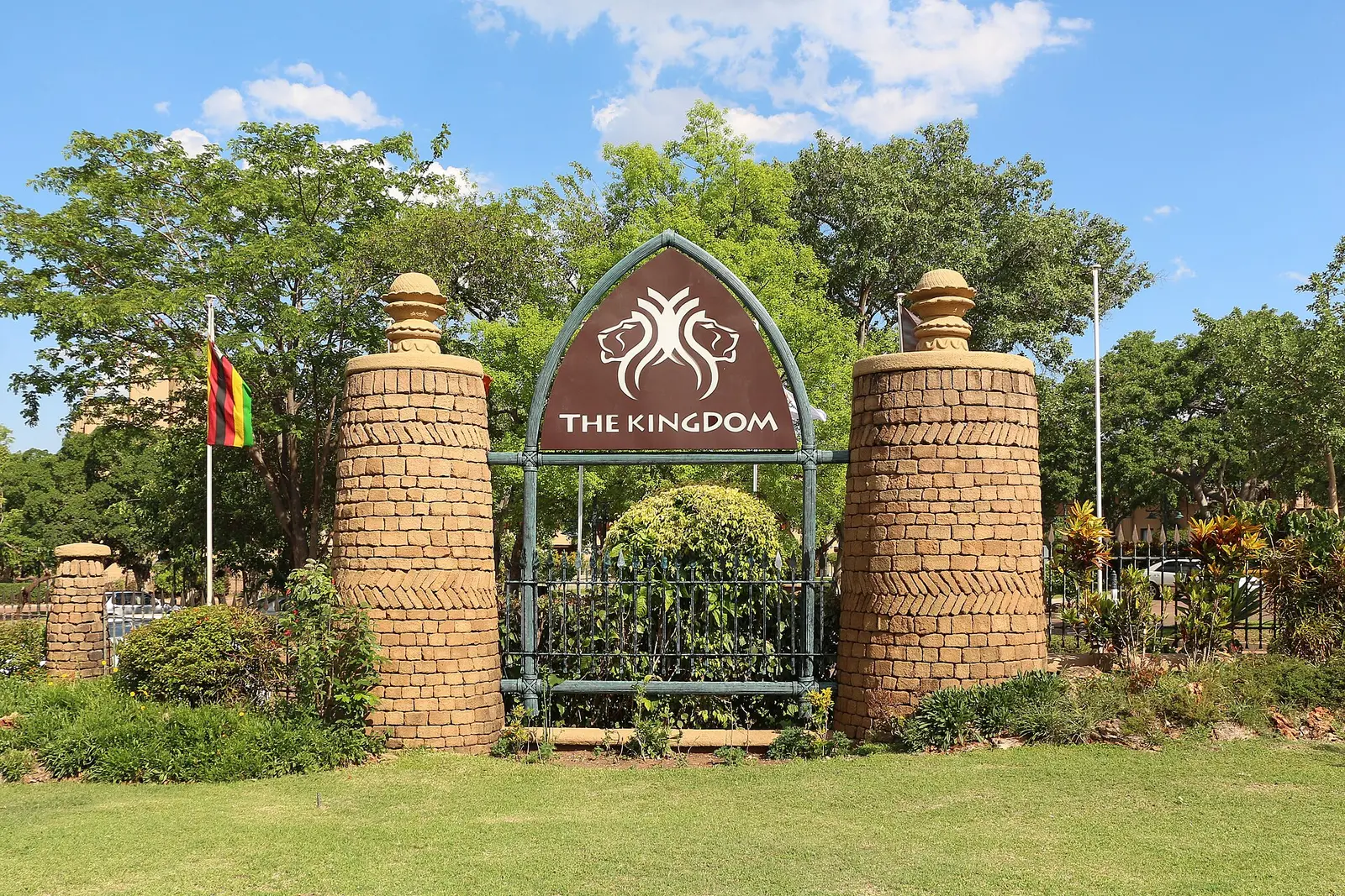 Zimbabwe — chapter photograph: Accommodation